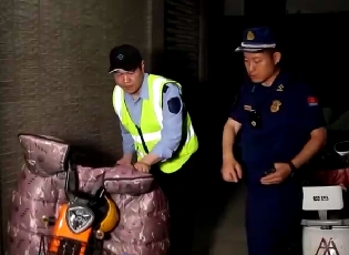 【新聞直播間】多部門聯(lián)合開展電動(dòng)自行車安全隱患夜查行動(dòng) 行動(dòng)將從5月下旬持續(xù)至6月中旬