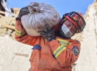 【新聞直播間】勞動(dòng)者之歌丨賓守朋：做人民群眾最堅(jiān)強(qiáng)的后盾