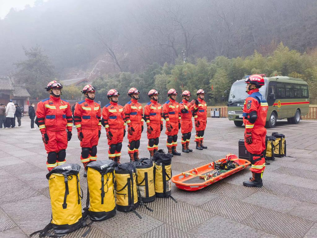 【新華社】新春走基層丨群眾過節(jié) 我們守護 探訪麥積山下的森林衛(wèi)士