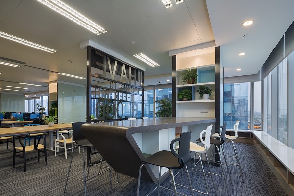 辦公室裝修有哪些關(guān)鍵點(diǎn) 如何選擇濟(jì)南裝修公司.jpg 辦公室裝修有哪些關(guān)鍵點(diǎn) 如何選擇濟(jì)南裝修公司.jpg